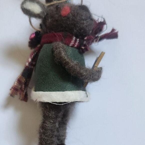 Anthropologie Christmas mouse felt with star - Picture 2 of 5